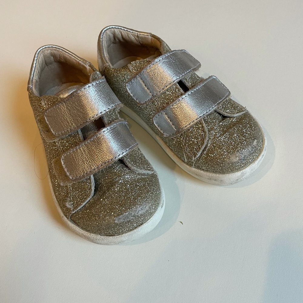 Old soles Girls shoes
